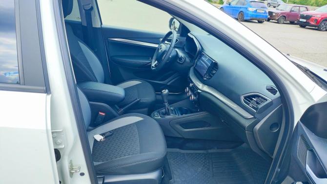 Lada (ВАЗ) Vesta I Рестайлинг (NG) с пробегом 2024 года, цена 1 390 000 рублей, 37500 км, универсал, Автокод Объявления