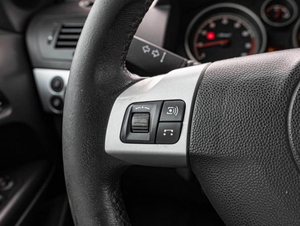 Opel Astra H Рестайлинг с пробегом 2010 года, цена 475 000 рублей, 179771 км, хэтчбек, Автокод Объявления