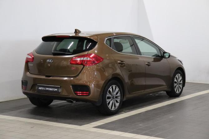 Kia Ceed II Рестайлинг с пробегом 2017 года, цена 1 457 000 рублей, 66579 км, хэтчбек, Автокод Объявления