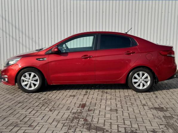 Kia Rio III Рестайлинг с пробегом 2016 года, цена 1 095 000 рублей, 132000 км, седан, Автокод Объявления