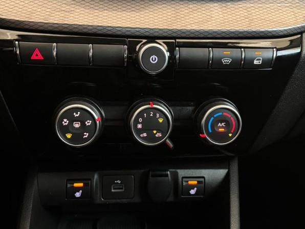 Lada (ВАЗ) Vesta I Рестайлинг (NG) с пробегом 2024 года, цена 1 404 700 рублей, 46604 км, универсал, Автокод Объявления