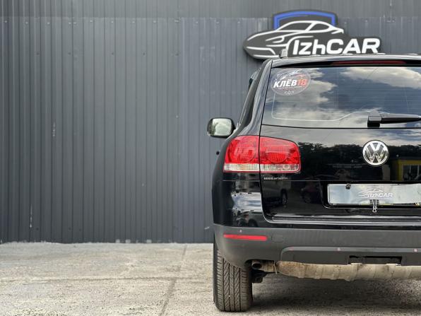 Volkswagen Touareg I Рестайлинг с пробегом 2006 года, цена 699 000 рублей, 265600 км, внедорожник, Автокод Объявления