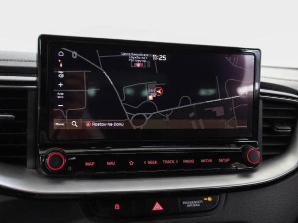 Kia Ceed III Рестайлинг с пробегом 2021 года, цена 2 099 000 рублей, 93489 км, универсал, Автокод Объявления