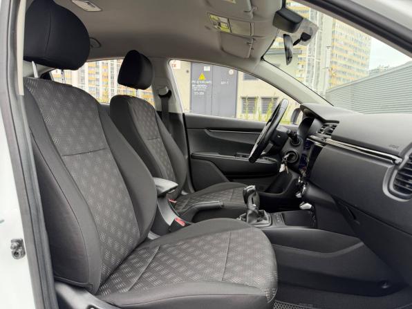 Kia Rio IV с пробегом 2017 года, цена 1 095 000 рублей, 140332 км, седан, Автокод Объявления