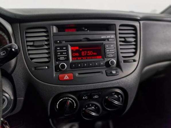 Kia Rio II Рестайлинг с пробегом 2011 года, цена 689 000 рублей, 106762 км, хэтчбек, Автокод Объявления