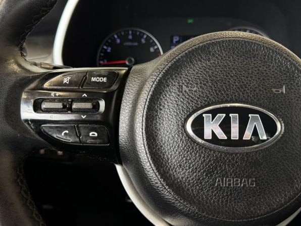 Kia Rio IV Рестайлинг с пробегом 2021 года, цена 1 750 000 рублей, 53049 км, седан, Автокод Объявления