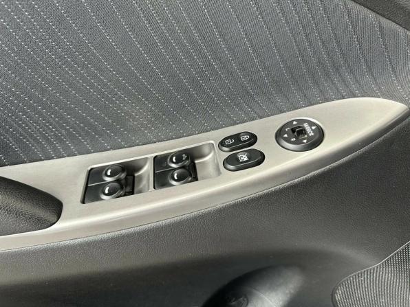 Hyundai Solaris I Рестайлинг с пробегом 2015 года, цена 1 123 500 рублей, 202571 км, седан, Автокод Объявления