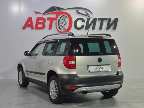 Skoda Yeti I с пробегом 2013 года, цена 723 000 рублей, 317000 км, внедорожник, Автокод Объявления