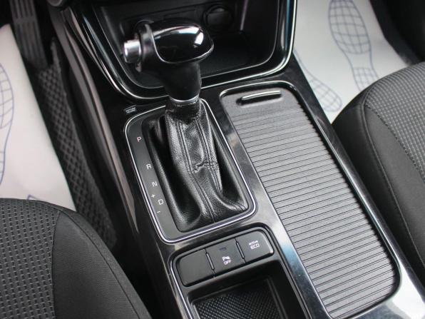 Kia Sorento II Рестайлинг с пробегом 2017 года, цена 1 740 000 рублей, 239195 км, внедорожник, Автокод Объявления