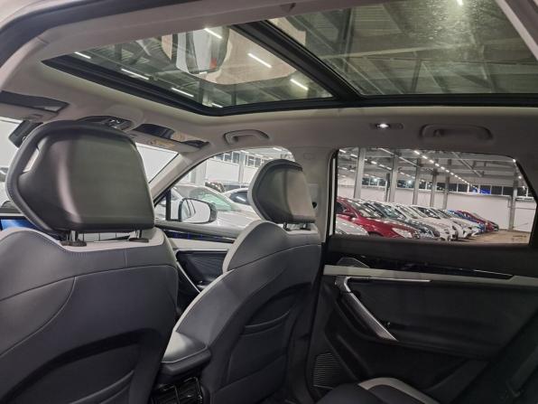 Geely Atlas II с пробегом 2023 года, цена 2 600 000 рублей, 35000 км, внедорожник, Автокод Объявления