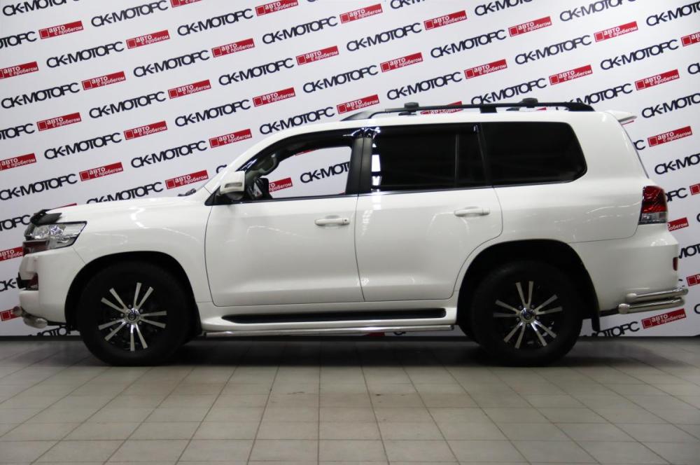 Toyota Land Cruiser 200 Series Рестайлинг 2 Сургут  - изображение 5