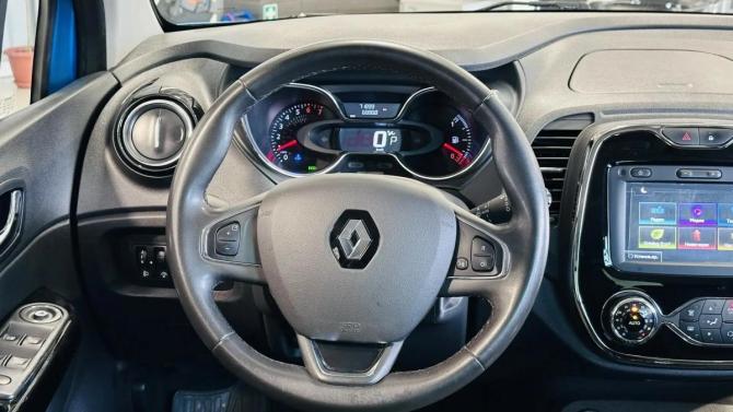 Renault Kaptur I с пробегом 2018 года, цена 1 625 000 рублей, 72000 км, внедорожник, Автокод Объявления