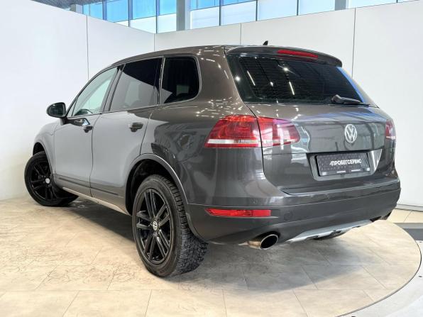 Volkswagen Touareg II с пробегом 2010 года, цена 1 770 000 рублей, 241319 км, внедорожник, Автокод Объявления