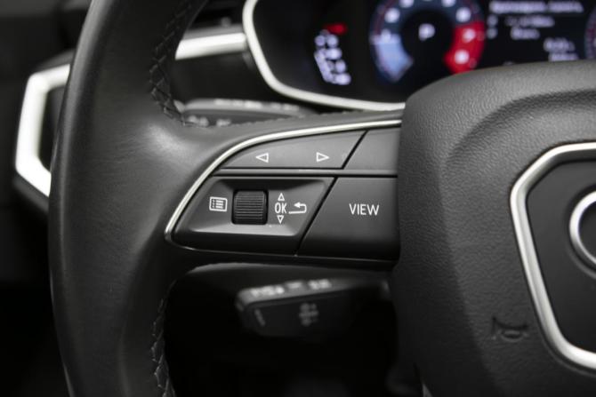 Audi Q3 II (F3) с пробегом 2023 года, цена 3 990 000 рублей, 37652 км, внедорожник, Автокод Объявления