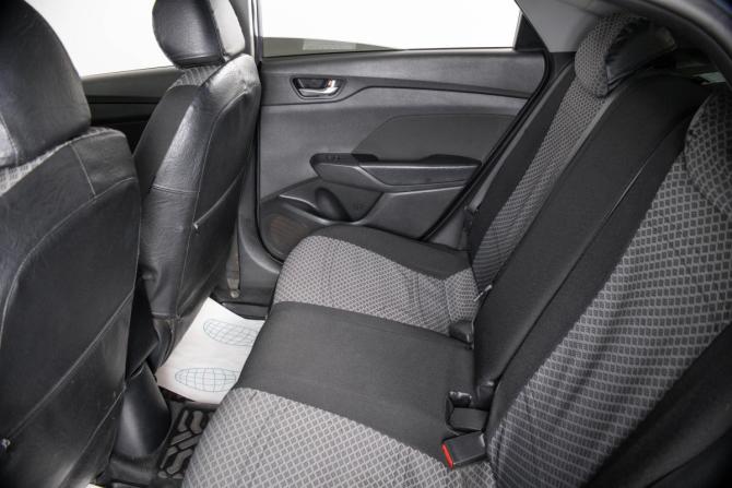 Hyundai Solaris II с пробегом 2018 года, цена 1 099 000 рублей, 364026 км, седан, Автокод Объявления