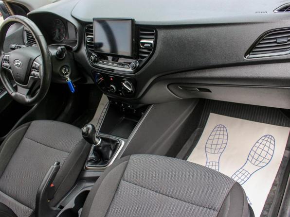Hyundai Solaris II Рестайлинг с пробегом 2021 года, цена 1 451 000 рублей, 84433 км, седан, Автокод Объявления