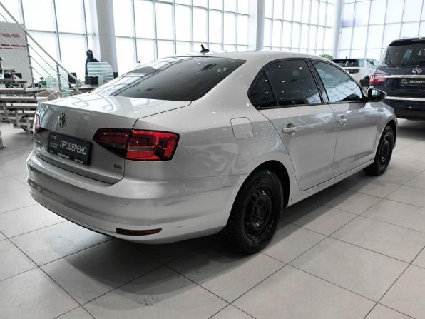 Volkswagen Jetta VI Рестайлинг с пробегом 2016 года, цена 1 070 000 рублей, 193000 км, седан, Автокод Объявления