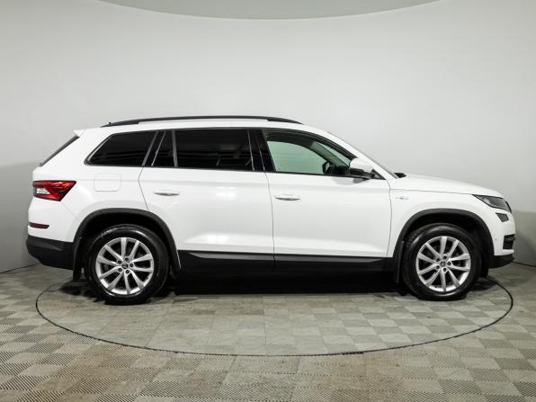 Skoda Kodiaq I с пробегом 2019 года, цена 1 989 700 рублей, 195552 км, внедорожник, Автокод Объявления