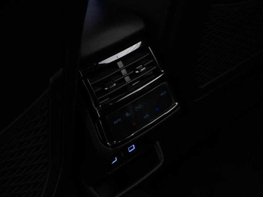 Geely Monjaro I Москва  - изображение 12