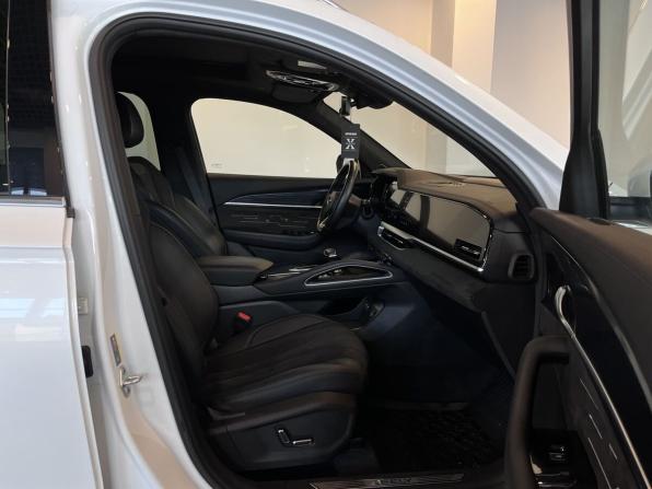Geely Monjaro I с пробегом 2024 года, цена 3 410 000 рублей, 40723 км, внедорожник, Автокод Объявления