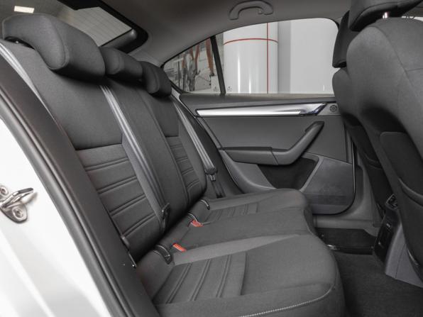 Skoda Octavia III (A7) Рестайлинг с пробегом 2019 года, цена 1 806 200 рублей, 72797 км, лифтбек, Автокод Объявления