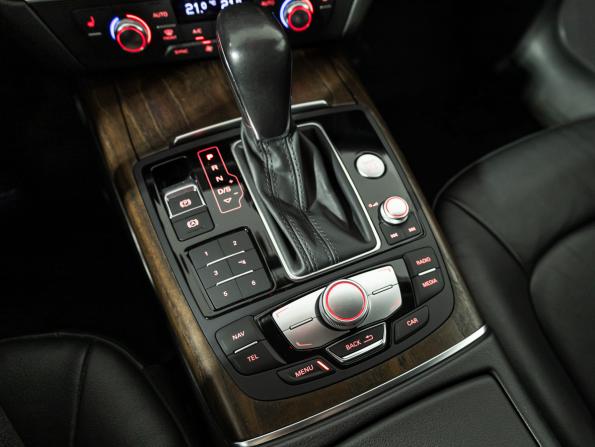 Audi A6 IV (C7) Рестайлинг с пробегом 2016 года, цена 2 149 700 рублей, 126010 км, седан, Автокод Объявления