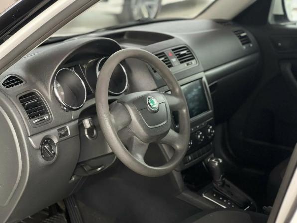 Skoda Yeti I с пробегом 2013 года, цена 795 000 рублей, 153554 км, внедорожник, Автокод Объявления