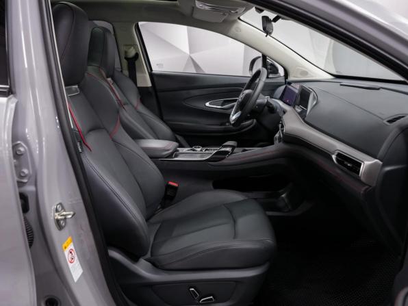 Changan UNI-T I с пробегом 2023 года, цена 2 296 000 рублей, 37246 км, внедорожник, Автокод Объявления
