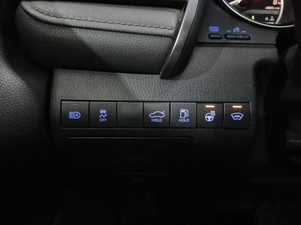 Toyota Camry VIII (XV70) Рестайлинг с пробегом 2021 года, цена 3 300 000 рублей, 51409 км, седан, Автокод Объявления