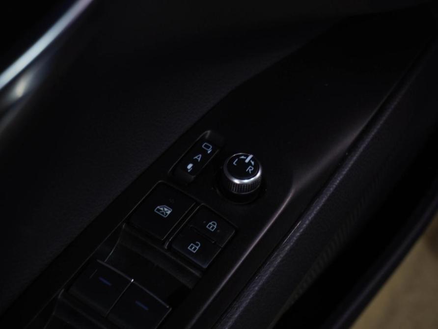Toyota Camry VIII (XV70) Рестайлинг Воронеж  - изображение 13