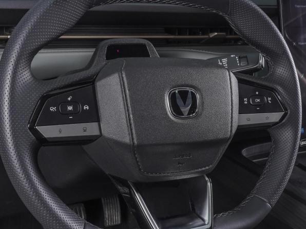 Changan Lamore с пробегом 2024 года, цена 2 070 000 рублей, 28926 км, седан, Автокод Объявления