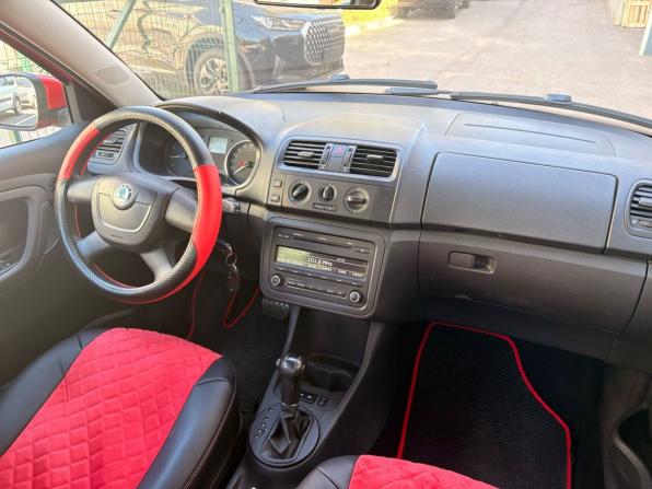 Skoda Fabia II Рестайлинг с пробегом 2012 года, цена 750 000 рублей, 189857 км, хэтчбек, Автокод Объявления
