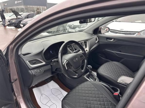 Hyundai Solaris II с пробегом 2019 года, цена 1 406 000 рублей, 71196 км, седан, Автокод Объявления