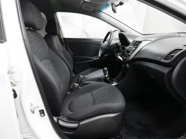 Hyundai Solaris I Рестайлинг с пробегом 2014 года, цена 873 000 рублей, 172000 км, седан, Автокод Объявления