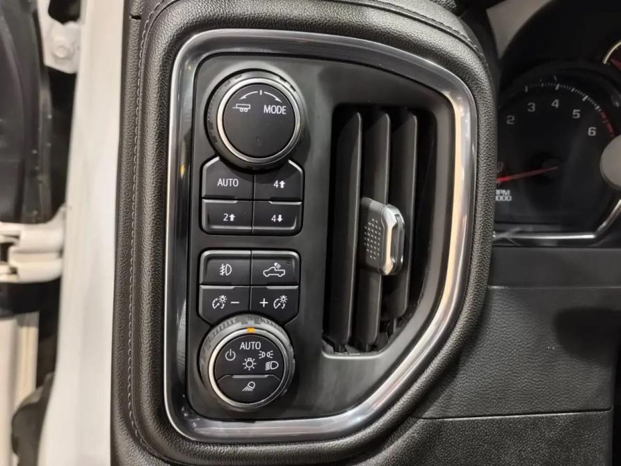 Chevrolet Silverado IV (T1XX) Пермь  - изображение 27