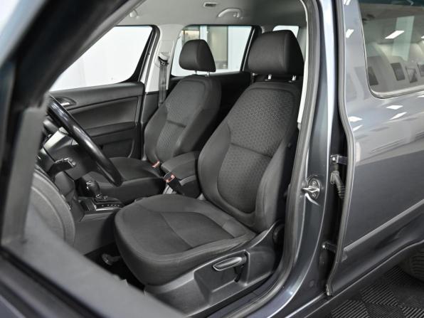 Skoda Yeti I Рестайлинг с пробегом 2016 года, цена 1 650 000 рублей, 199000 км, внедорожник, Автокод Объявления
