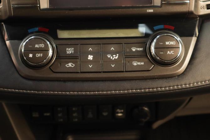 Toyota RAV4 IV (XA40) с пробегом 2013 года, цена 2 069 000 рублей, 155000 км, внедорожник, Автокод Объявления