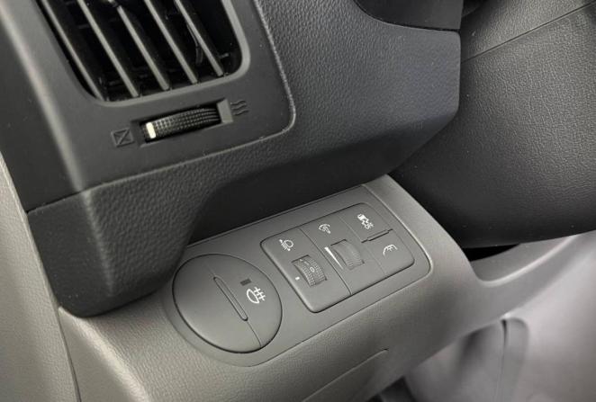 Hyundai H-1 II Рестайлинг 2 с пробегом 2021 года, цена 2 800 000 рублей, 115582 км, минивэн, Автокод Объявления