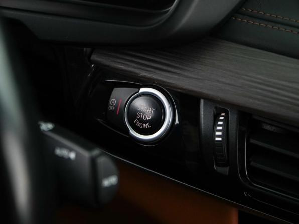 BMW X6 II (F16) с пробегом 2016 года, цена 4 149 046 рублей, 127654 км, внедорожник, Автокод Объявления