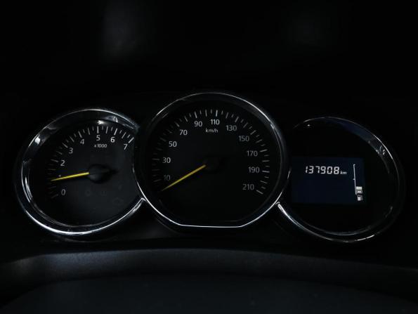 Renault Logan II Рестайлинг с пробегом 2018 года, цена 750 000 рублей, 137908 км, седан, Автокод Объявления
