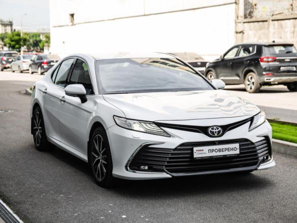 Toyota Camry VIII (XV70) Рестайлинг с пробегом 2021 года, цена 3 700 000 рублей, 44919 км, седан, Автокод Объявления