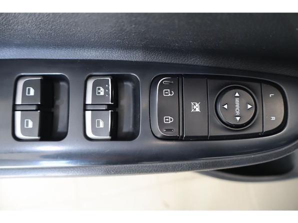 Kia Rio IV Рестайлинг с пробегом 2021 года, цена 1 395 000 рублей, 140942 км, седан, Автокод Объявления