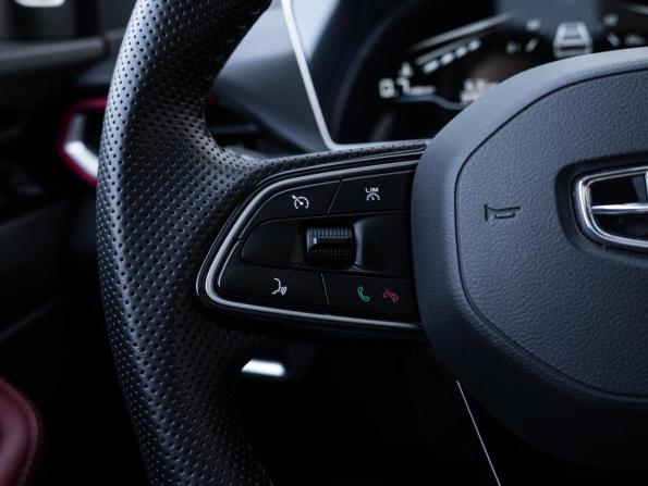 Geely Coolray I Рестайлинг с пробегом 2023 года, цена 1 870 000 рублей, 34506 км, внедорожник, Автокод Объявления