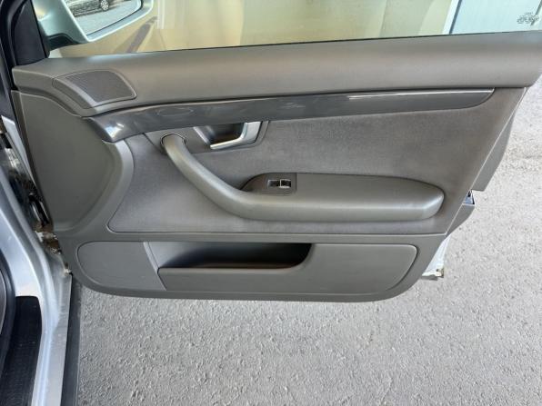 Audi A4 II (B6) с пробегом 2001 года, цена 523 000 рублей, 277500 км, седан, Автокод Объявления
