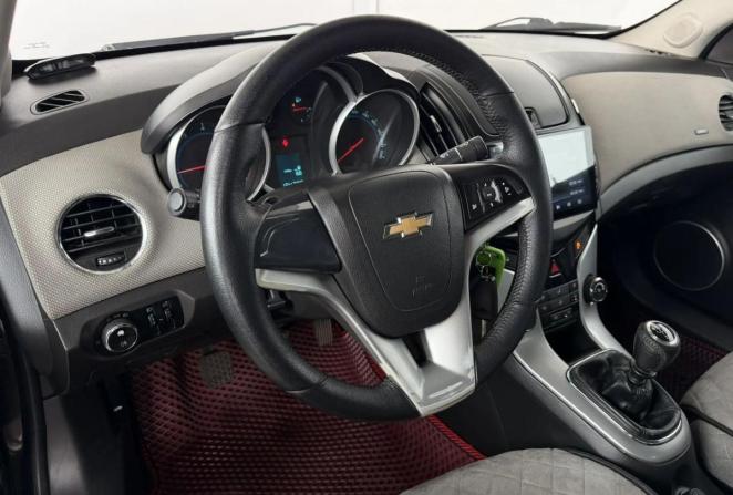 Chevrolet Cruze I Рестайлинг с пробегом 2013 года, цена 750 000 рублей, 194384 км, седан, Автокод Объявления