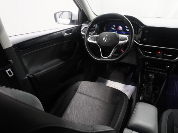 Volkswagen Polo VI с пробегом 2022 года, цена 2 008 000 рублей, 34766 км, лифтбек, Автокод Объявления