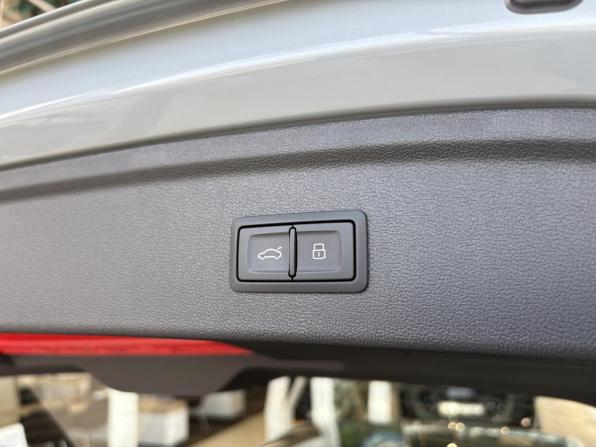 Новый Audi A3 IV (8Y) Рестайлинг 2026 года, цена 4 190 000 рублей, хэтчбек, Автокод Объявления
