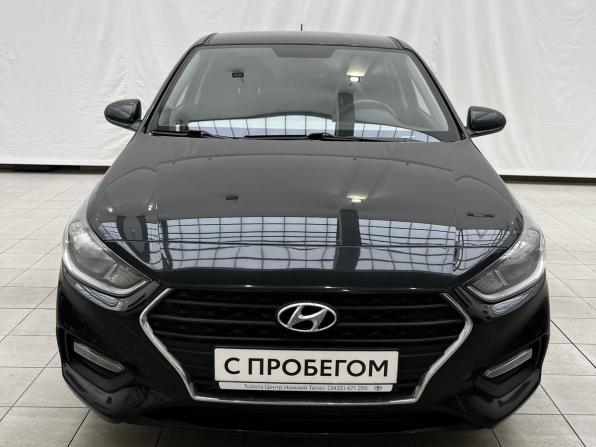 Hyundai Solaris II с пробегом 2017 года, цена 1 349 000 рублей, 100489 км, седан, Автокод Объявления