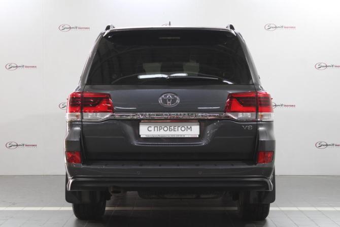 Toyota Land Cruiser 200 Series Рестайлинг 2 с пробегом 2018 года, цена 9 500 000 рублей, 54479 км, внедорожник, Автокод Объявления