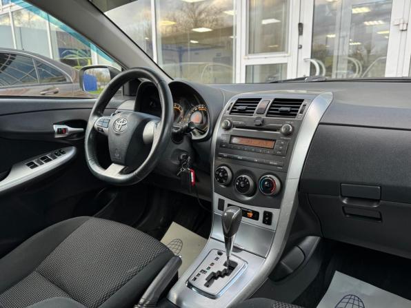 Toyota Corolla X (E140 E150) Рестайлинг с пробегом 2012 года, цена 1 045 000 рублей, 117665 км, седан, Автокод Объявления